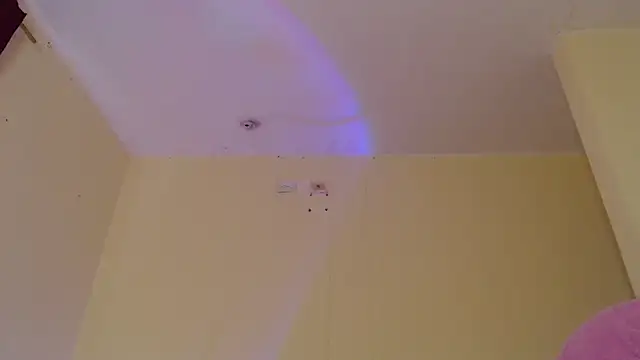 Snapshot of _maiahairy_ chatting on March 2025 04:15:01 PM  maiahairy  online show from March 2025 04:15:01 PM