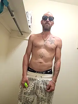 Snapshot of 5g4ever chatting on October 2025 05:19:02 AM 5g4ever online show from October 2025 05:19:02 AM