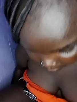 Snapshot of beauty-me_ chatting on January 2025 09:40:01 PM beauty-me online show from January 2025 09:40:01 PM