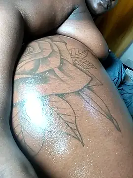 Hugemassivebootie online show from October 2025 08:12:01 AM