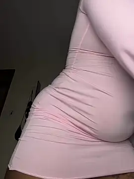 Hugemassivebootie online show from July 2026 06:21:01 PM