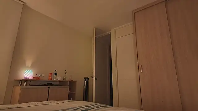 Snapshot of juanasnz99 chatting on February 2026 12:59:01 AM juanasnz99 online show from February 2026 12:59:01 AM