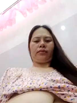 Snapshot of Baby-ladyass20 chatting on June 2026 02:21:02 PM Baby-ladyass20 online show from June 2026 02:21:02 PM
