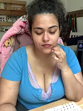 Snapshot of Curvydesifromgermany chatting on June 2026 10:39:01 AM Curvydesifromgermany online show from June 2026 10:39:01 AM