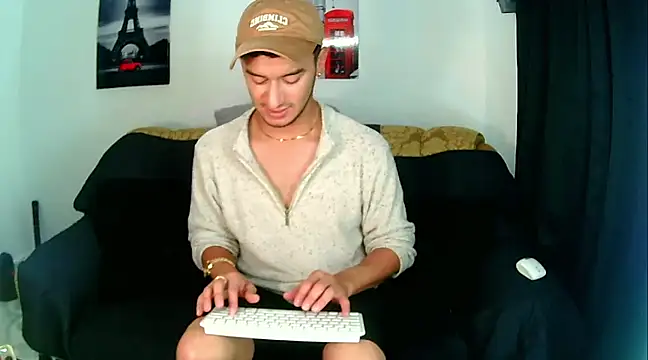 Snapshot of Kevin_Torres chatting on January 2025 05:13:01 AM Kevin Torres online show from January 2025 05:13:01 AM