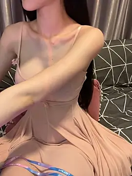 Snapshot of Almiraa68 chatting on February 2025 06:37:01 AM Almiraa68 online show from February 2025 06:37:01 AM