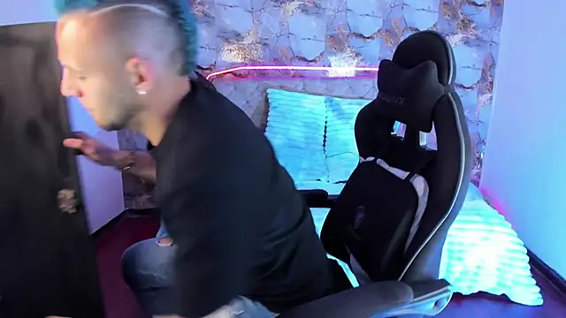 Damon Bakert online show from April 2026 06:08:02 PM