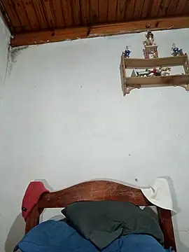 Snapshot of Elvergonn2105 chatting on November 2025 04:14:01 AM Elvergonn2105 online show from November 2025 04:14:01 AM