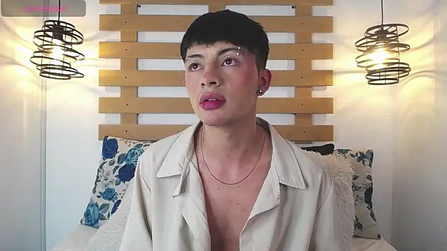 Snapshot of Steev_Novoa chatting on February 2025 03:06:01 AM Steev Novoa online show from February 2025 03:06:01 AM