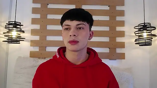 Snapshot of Steev_Novoa chatting on March 2025 07:49:02 AM Steev Novoa online show from March 2025 07:49:02 AM