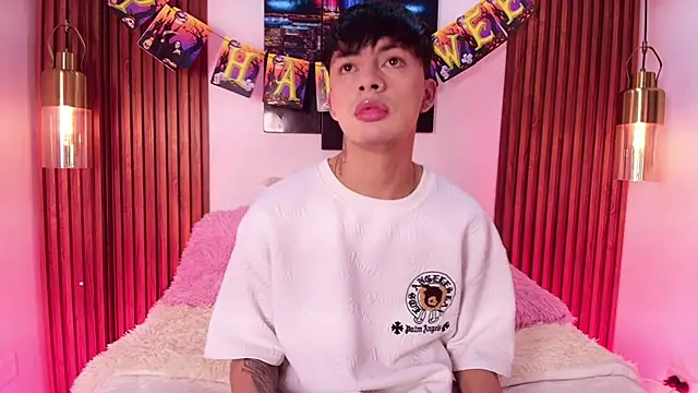 Snapshot of Steev_Novoa chatting on October 2025 07:56:02 PM Steev Novoa online show from October 2025 07:56:02 PM