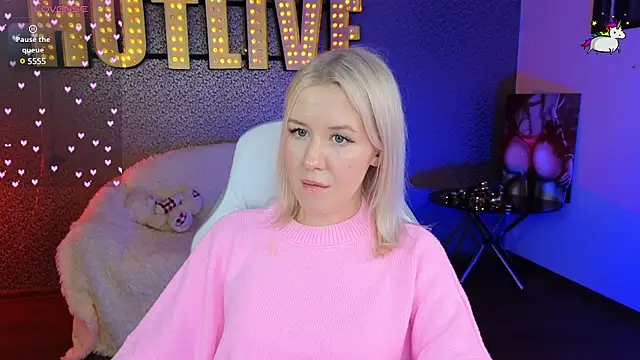 Selenatrend online show from January 2025 03:25:01 PM