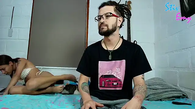 emiandstiv online show from March 2025 12:16:02 AM