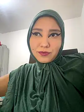 hannahayat online show from October 2025 01:11:01 PM