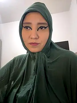 hannahayat online show from November 2025 02:24:02 PM