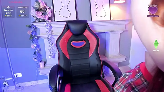 Snapshot of tiffany_becker chatting on March 2025 07:57:02 PM tiffany becker online show from March 2025 07:57:02 PM