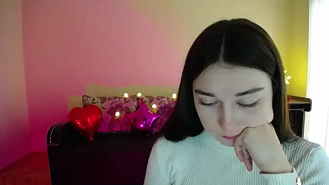Snapshot of Pretty_shy chatting on March 2025 12:04:01 PM Pretty shy online show from March 2025 12:04:01 PM