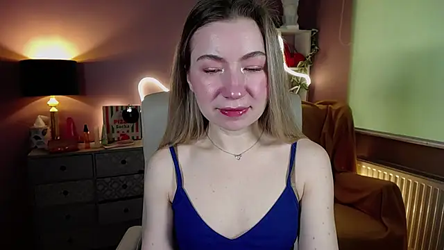 Mia Tasty online show from March 2025 07:48:01 AM