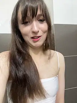 Snapshot of ashy_7999 chatting on February 2025 04:23:02 PM ashy 7999 online show from February 2025 04:23:02 PM