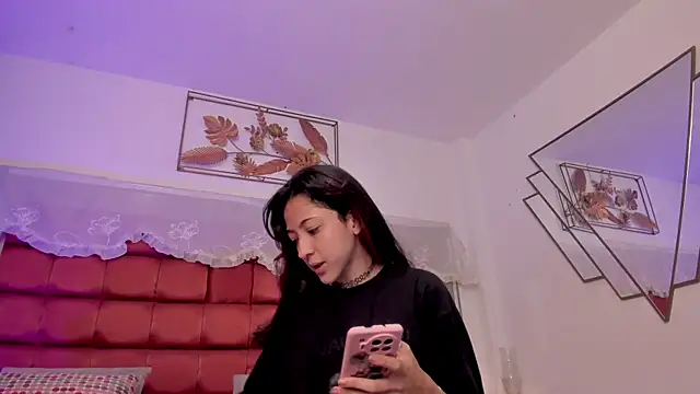 Snapshot of BonnieCute_ chatting on May 2026 12:04:02 AM BonnieCute online show from May 2026 12:04:02 AM