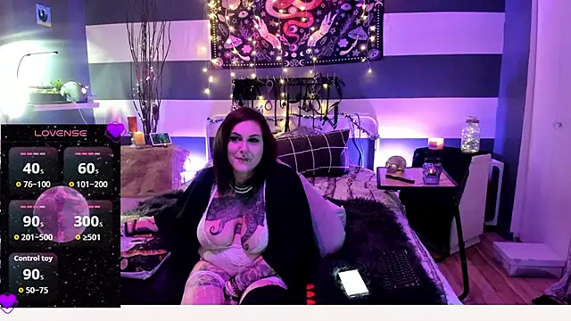 rivermoon1985 online show from September 2025 01:17:01 AM
