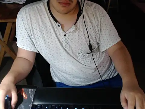 thealfawolf01 online show from January 2025 03:36:02 PM