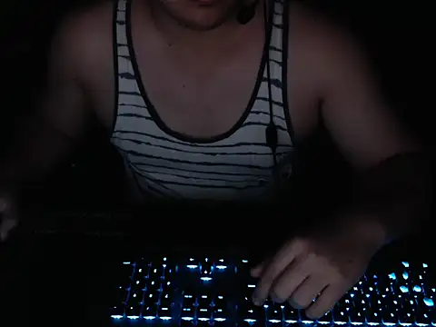 thealfawolf01 online show from April 2026 06:02:01 AM