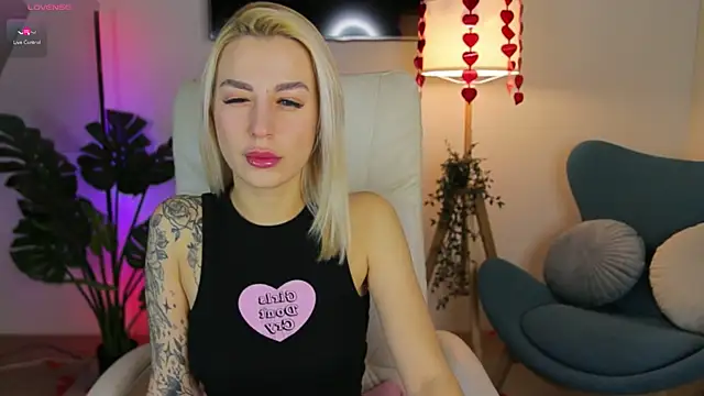 Crystal Barbie online show from February 2025 07:30:01 PM