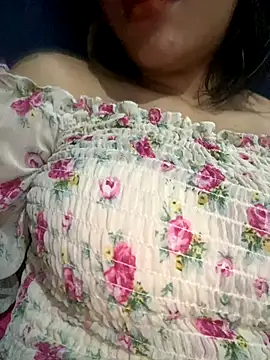 Snapshot of Sofia_xx2 chatting on December 2024 02:31:01 AM Sofia xx2 online show from December 2024 02:31:01 AM