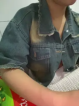 Snapshot of Sofia_xx2 chatting on February 2025 02:38:02 PM Sofia xx2 online show from February 2025 02:38:02 PM