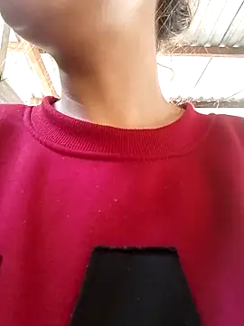 Snapshot of Sofia_xx2 chatting on March 2025 06:16:02 AM Sofia xx2 online show from March 2025 06:16:02 AM