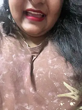 Snapshot of smile_pretty chatting on January 2025 07:14:02 PM smile pretty online show from January 2025 07:14:02 PM