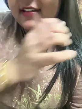 Snapshot of smile_pretty chatting on February 2025 12:03:01 AM smile pretty online show from February 2025 12:03:01 AM