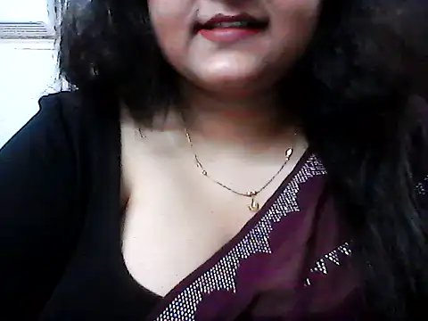 smile pretty online show from April 2026 04:42:02 PM