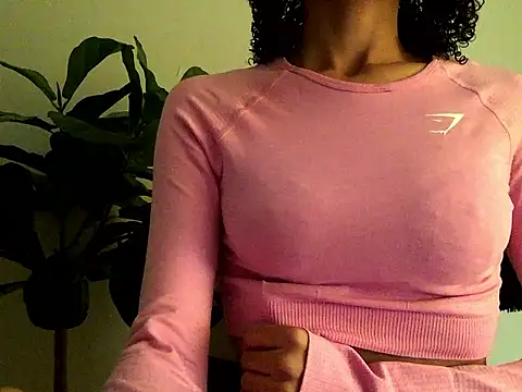 loveofbea online show from December 2024 09:06:01 PM