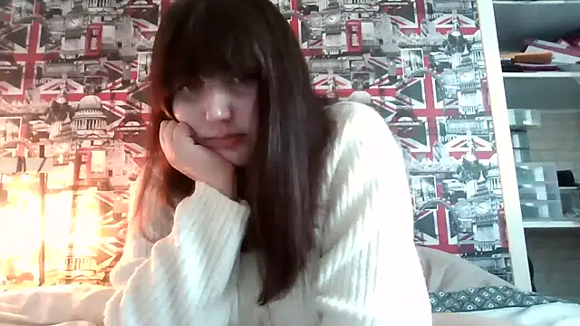 Lynylou online show from October 2025 08:42:02 AM