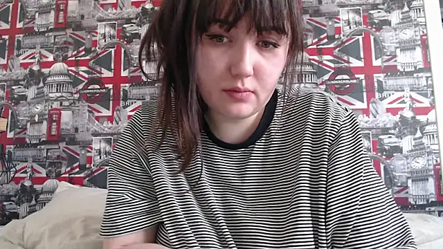 Snapshot of Lynylou chatting on March 2026 01:16:02 PM Lynylou online show from March 2026 01:16:02 PM
