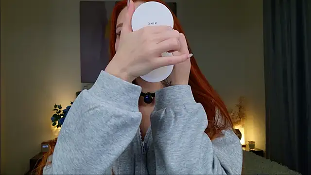 JudyWalkerr online show from November 2025 02:33:02 AM