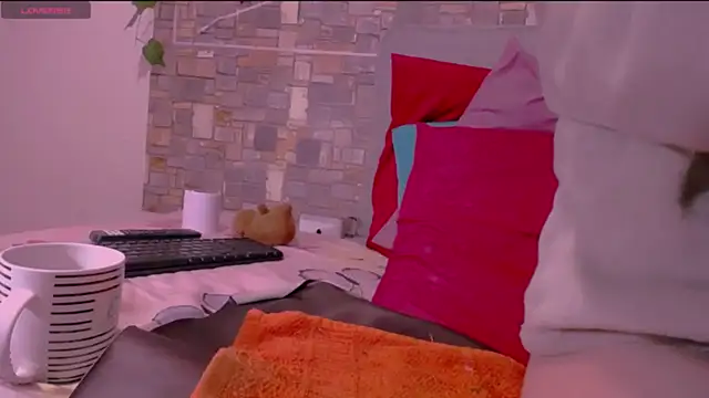 CrazyRousex online show from March 2026 05:35:01 PM