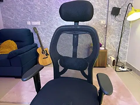 Snapshot of MidnightFlame chatting on December 2024 10:23:02 PM MidnightFlame online show from December 2024 10:23:02 PM