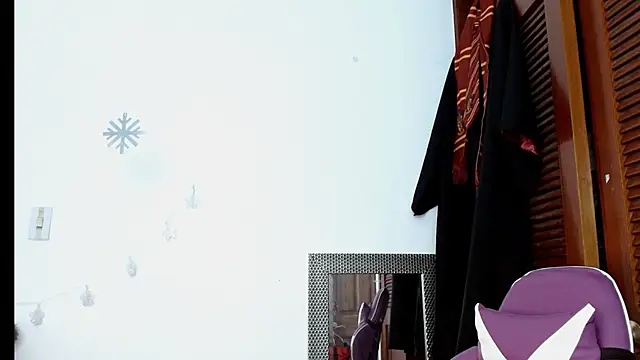 kendallsweet7 online show from March 2025 07:54:02 PM