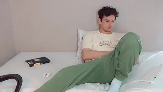 Elio555 online show from January 2025 03:47:01 AM