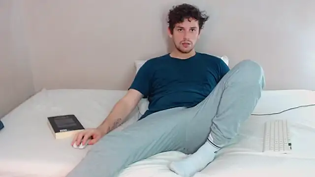 Elio555 online show from February 2025 01:54:02 AM