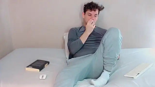 Elio555 online show from March 2025 08:53:01 PM