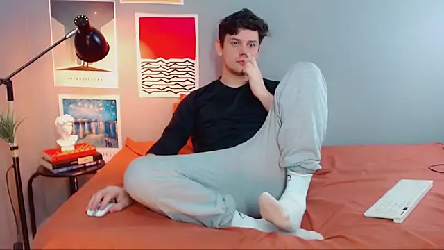 Elio555 online show from September 2025 11:05:02 PM