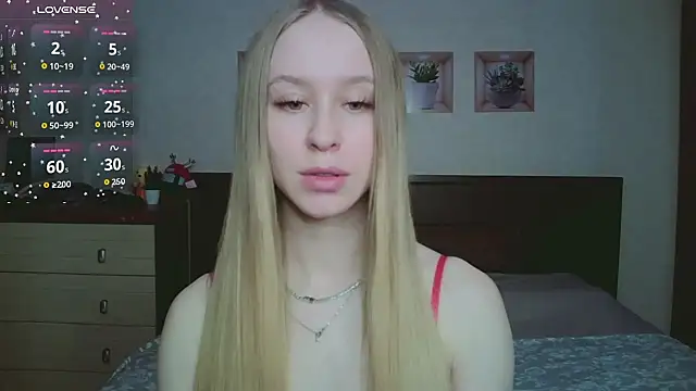 Lily  Devil online show from February 2026 03:07:01 PM