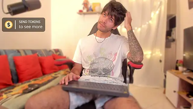 justin stark7 online show from December 2025 09:24:02 PM