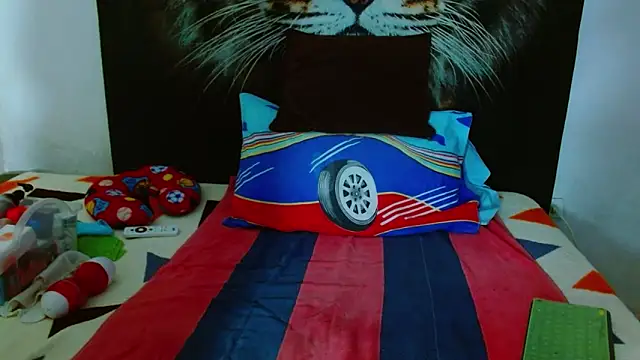 Snapshot of Michaell_Myerss_ chatting on October 2025 01:51:02 PM Michaell Myerss  online show from October 2025 01:51:02 PM