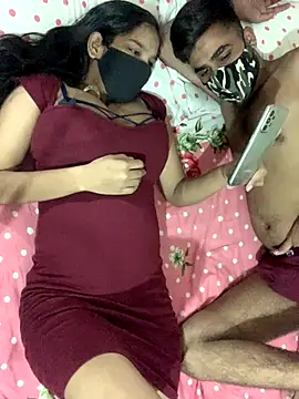 hottiess69 online show from September 2025 05:24:01 PM