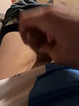 Krusito187 online show from April 2026 09:53:02 PM